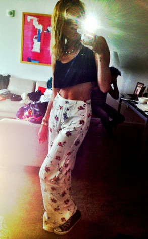 Miley Cyrus, Twit Pic Miley Cyrus, Twit Pic